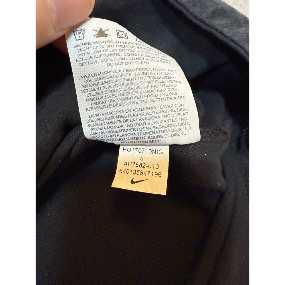 Nike black long-sleeve w/ white stripes on the sleeves and a curved hem - Small - Picture 5 of 10